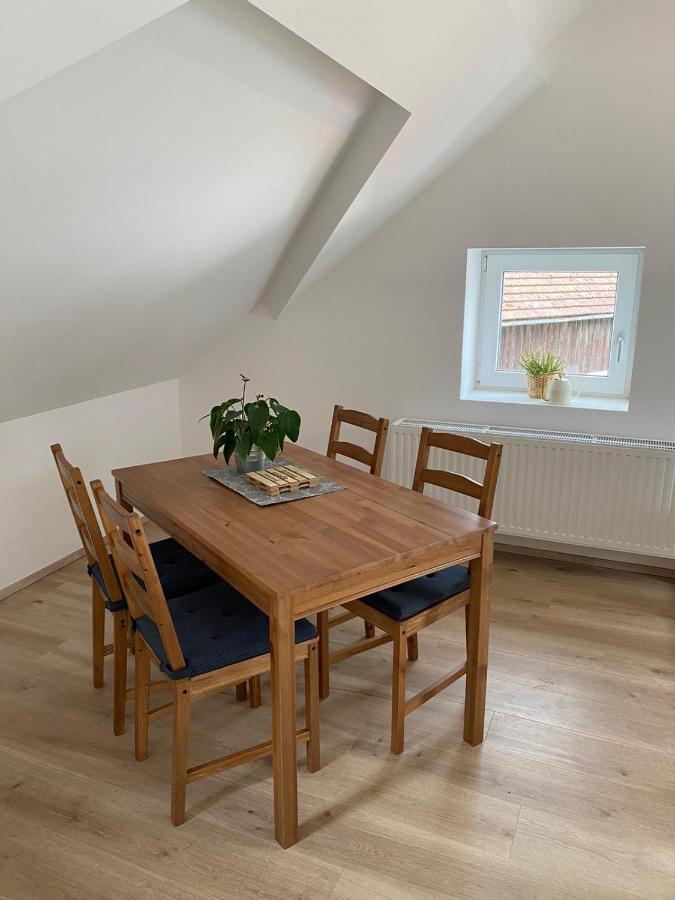 Helle 2 Zi. Wohnung Naehe Flughafen Muenchen Haimhausen  Ngoại thất bức ảnh