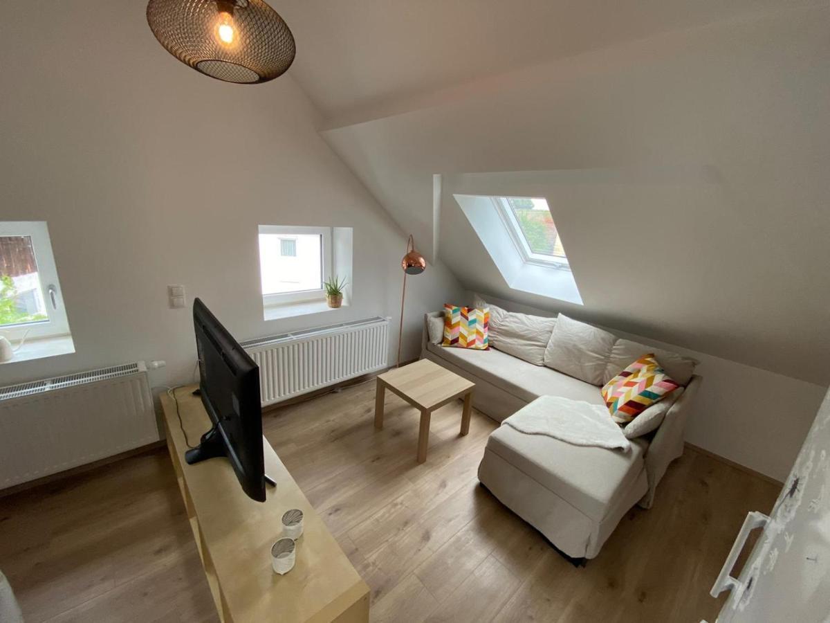 Helle 2 Zi. Wohnung Naehe Flughafen Muenchen Haimhausen  Ngoại thất bức ảnh